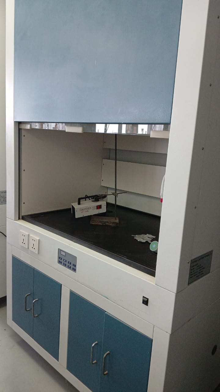 Fume hood